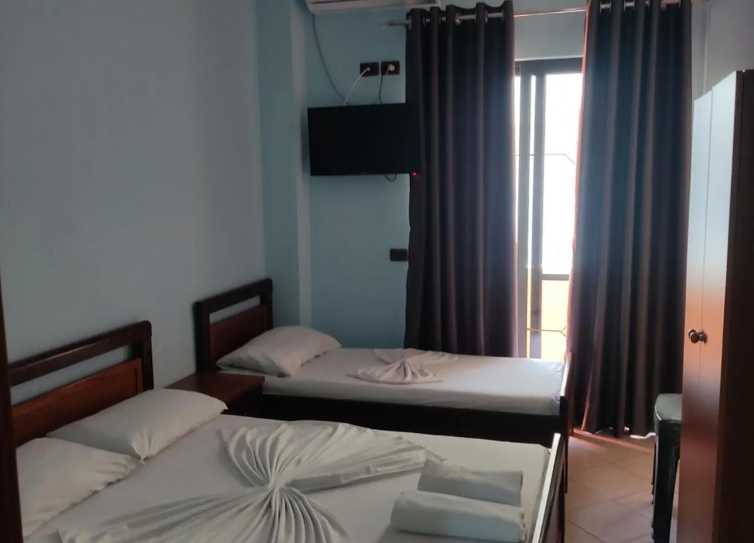 Festim Hotel Durres 0*,  Albania