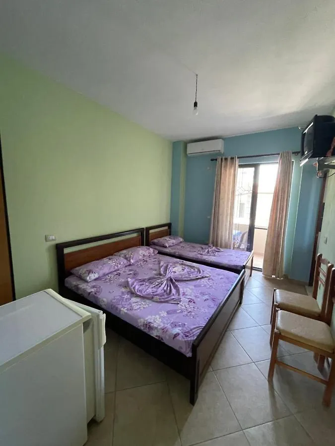 Festim Hotel Durrës 0*,